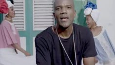 Djakout #1 – Yon Fwal Ye